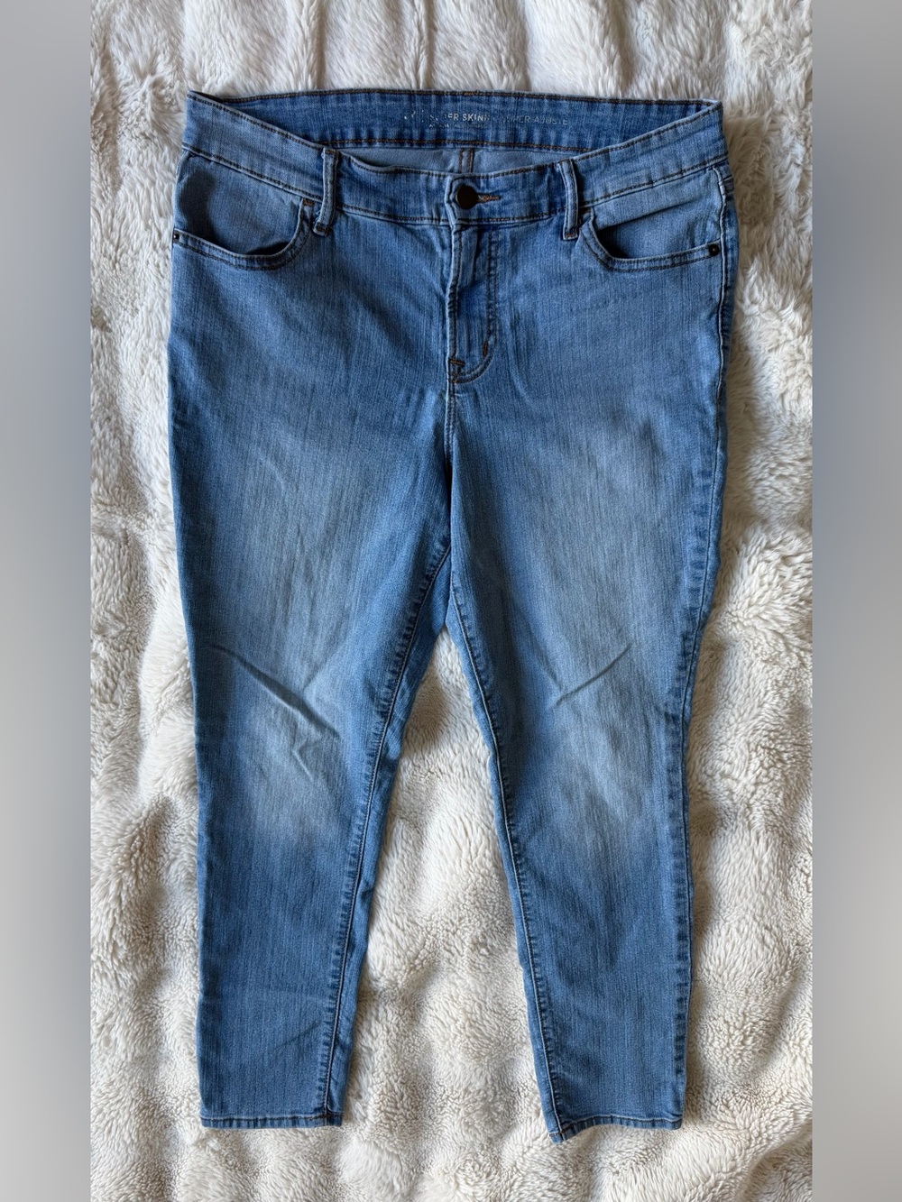 Old Navy Size 12 Rockstar Super Skinny Mid Rise Jeans Light Wash